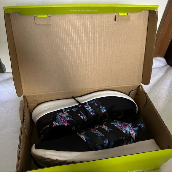 Adidas cloud-foam QT Racer size 5.5 - Picture 9 of 9